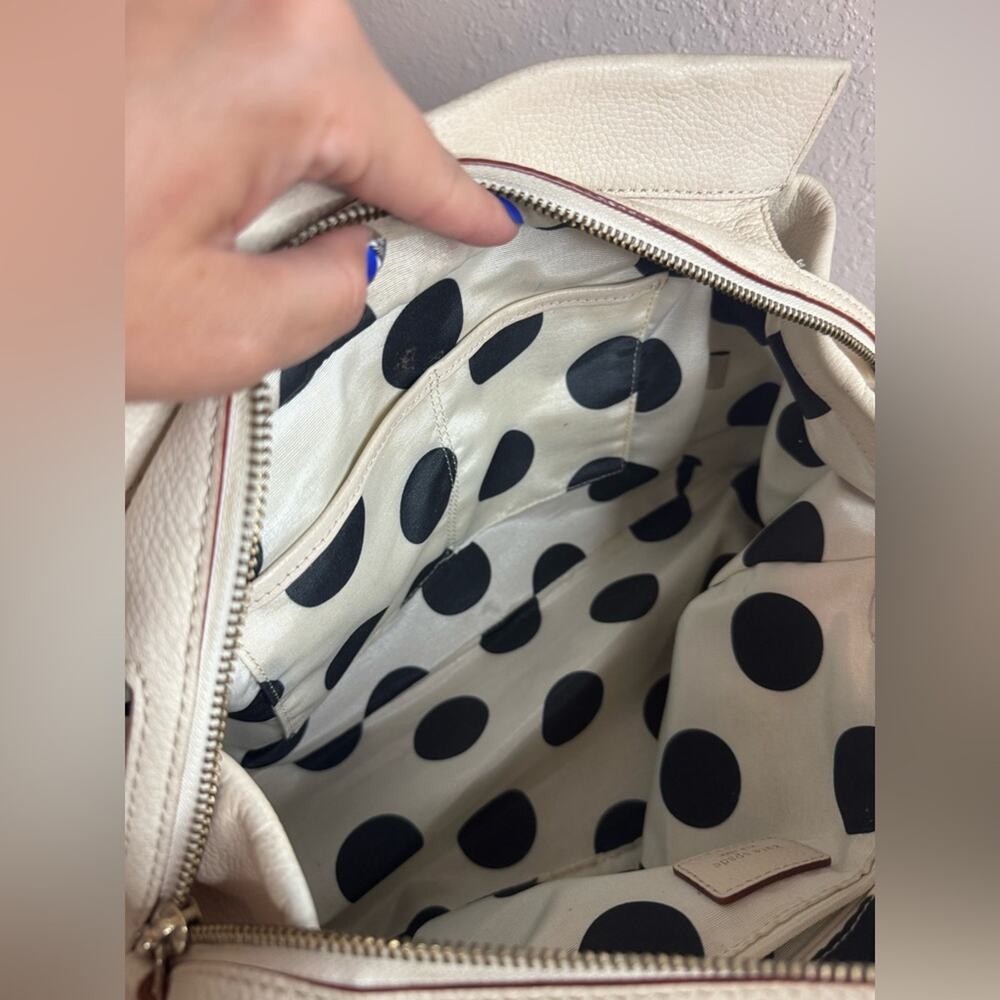 KATE SPADE 🤍 Creamy Leather White Shoulder Bag, Interior Polka Dots (Preloved) - Picture 17 of 17